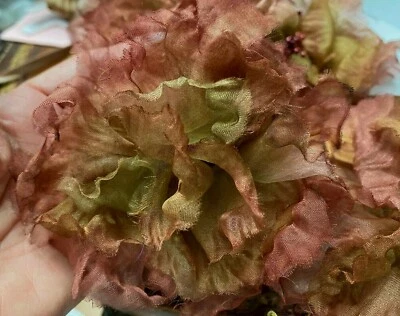 Organza enrollada a mano vintage sombrerería años 60 flor 4" mussy atq rosa 1 pieza EE. UU. Foto 1 de 4