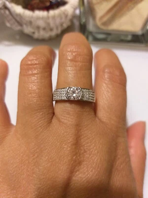 Anello Solitario Zircone 1,5ct e cubic zirconi micropave' Argento S925 Rodiato - Immagine 1 di 4