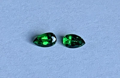 Andy's Gem Garage Sale - Matched pair 4.5x2.5mm Pear Shape Tsavorite  - Natural - Image 1 of 3