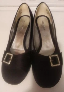 Predictions Black Fabric  Low Heel Shoes Woman Size 8W Rhinestone Buckle Slip On - Picture 1 of 12