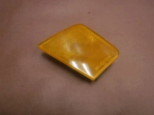 Jeep Liberty  KJ 05-07 Front Right Marker  Light Free Shipping  - Picture 1 of 2