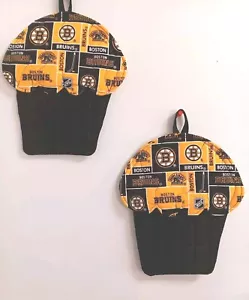 FREE SHIPPING!! BOSTON BRUINS Hand Made Cupcake Oven Mitts Set Of 2 - Picture 1 of 1