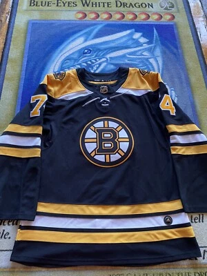 Adidas Boston Bruins NHL Hockey Jake Debrusk Jersey CCM Men’s Sz 46 Med Stitched - Image 1 of 4