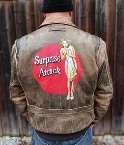 Handbemalte A2 Fliegerjacke in L schwere Lederjacke mit Noseart Pin Up Custom - Bild 1 von 10