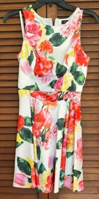 Vestido corto floral de dos piezas Jodi Kristopher talla 1 graduación regreso a casa cóctel Foto 1 de 4