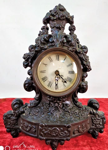 CLOCK. CAST IRON. PAINTED SPHERE. WITHOUT MACHINERY EUROPE(?). XIX CENTURY Cover