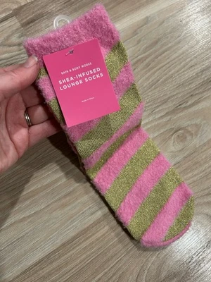 Calcetines Bath & Body Works con infusión de karité a rayas oro rosa nuevos con etiquetas Foto 1 de 3