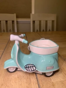 Scentsy Warmer Retired Scooter Around Town Tested Works - Picture 1 of 19