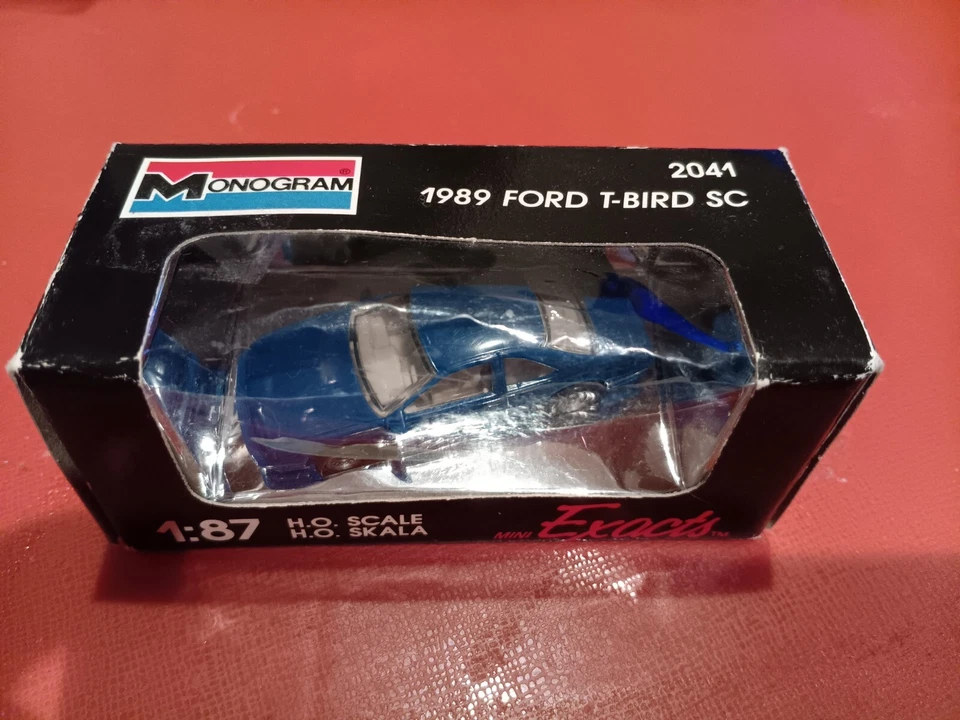 Monogram Mini Exacts 1 87 Replica Red Ferrari F-40