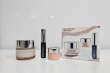 Clinique Glow And Go Bold: A Trio Of Skin Care And Makeup Essentials 3 Set
