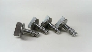 ¡4 PINES DE PULGAR DE CUBIERTA DE ESCUDO DE MOTOR! (BB5Z-00817-A) Se adapta a: FORD EDGE F-150 MKX etc. - Imagen 1 de 1