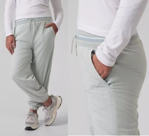 Athleta Girl Chase The Chill Jogges XL Gray Performance Comfy Breathable Sporty - Picture 1 of 14