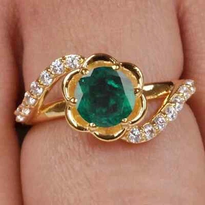 4Ct Round Simulated Emerald Bypass Women 14K Yellow Gold Plated Silver Made Ring - Picture 1 of 6