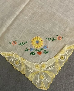 Vintage Ladies Handkerchief Small Delicate Hanky Floral Embroidery Lace OOAK - Picture 1 of 6