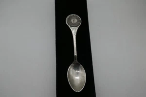 Vintage Collector spoon Featuring the St Simons Island Ga Collector Spoon - Picture 1 of 3