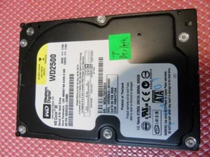 Western Digital WD2500JD-00HBB0 DCM: HSBHCTJAA, 06FEB2005, SATA HDD 250GB - Foto 1 di 9