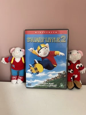 Stuart Little 2 widescreen dvd and 2 McDonald's Stuart mouse toys (4) - Image 1 of 4