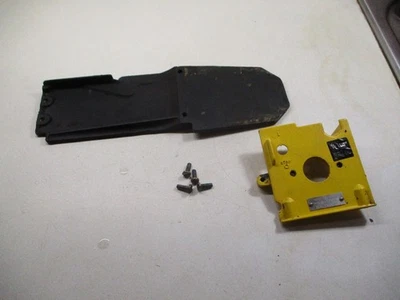 Placa de deslizamiento y cubierta de cilindro de motosierra OEM McCulloch Pro Mac 610 PM610 Foto 1 de 4