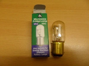 2 x NÄHMASCHINENGLÜHBIRNEN "BAJONETT" 240V 15W. - Bild 1 von 1