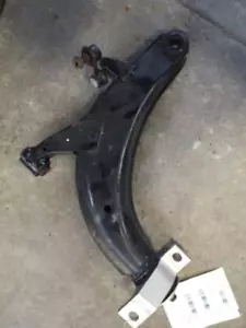 Passenger Right Lower Control Arm Front Fits 03-05 FORESTER 465358 - Picture 1 of 3