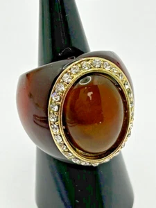 cocktail ring brown plastic crystal 90s costume jewellery retro gift Size N O - Picture 1 of 11
