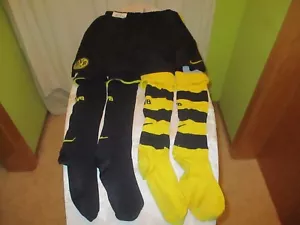 Borussia Dortmund 3 tlg.Trikot Set Hose/Short + 2x Stutzen 2005/06 Gr.S- M TOP - Bild 1 von 6