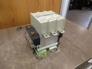 Telemecanique Contactor LC1 F 400 120V Bobina 420A 600V Usado - Imagen 1 de 8