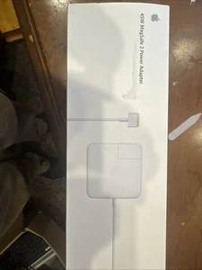 ORIGINAL Apple 45W MagSafe 2 Power Adapter Magnetic DC MD592LL/A Genuine - Picture 1 of 5