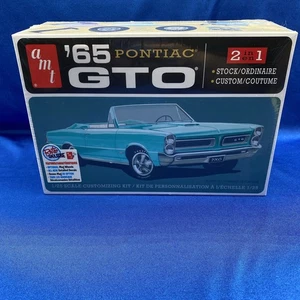 AMT 1/25 Scale 1965 Pontiac GTO Plastic Model Kit (1191) - Picture 1 of 5