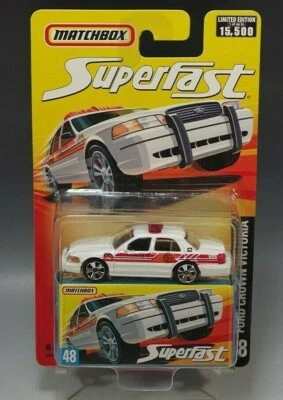 2006 火柴盒汽车 #48 福特皇冠维多利亚消防队 SUPERFAST L.E. 全新带盒状况 — 第 1/3 张图片