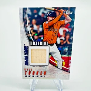 2025 Topps Serie 1 - Material de Grandes Ligas Murciélago Reliquia Kyle Tucker #MLM-KT (MEM) - Imagen 1 de 2