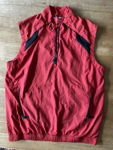 Men's Climaproof Adidas Golf Red Sleeveless Gilet Smock Vest Size M 1/4 Zip - Picture 1 of 9