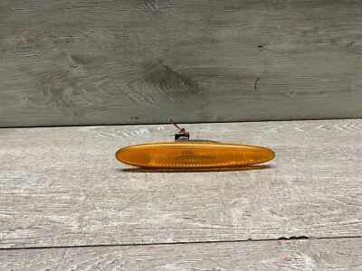 OEM JAGUAR XKR XK8 97-06  FRONT BUMPER  LEFT OR RIGHT SIDE SIGNAL MARKER LIGHT - Image 1 of 4