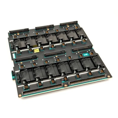 IBM 81Y2893 Midplane para chassi de sistema flexível - Imagem 1 de 3