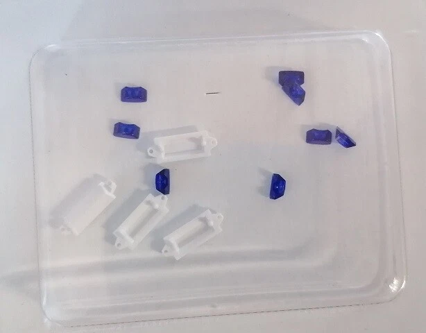 Rietze 70234 - 1/87 Hella Rtk 7 Barra Luminosa Blu per Trasportatore - Nuovo - Immagine 1 di 1