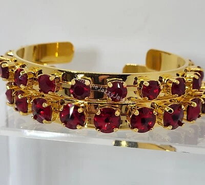 Brazalete de latón chapado en oro con piedras de siam de cristal de Swarovski m/w; rojo Foto 1 de 3