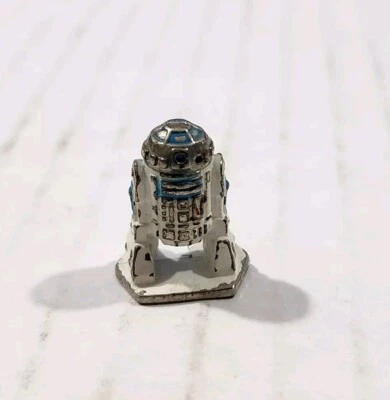 Литая фигурка Star Wars 1982 Kenner Micro Collection R2-D2 (733-002) - Изображение 1 из 4