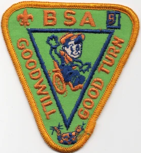 Vintage BSA Boy Scouts Of America Goodwill Good Turn Badge Patch 3.5 Inch EUC - Picture 1 of 2