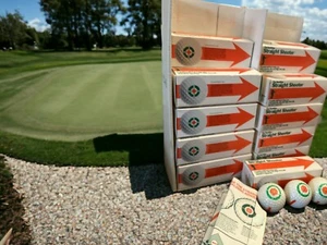 Spalding Straight Shooter Guide Training Golf Balls - Picture 1 of 4