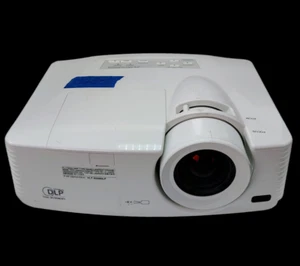 Mitsubishi WD570U Home Theater Gaming Projector HDMI 2893 Hours w Power Cord - Picture 1 of 5