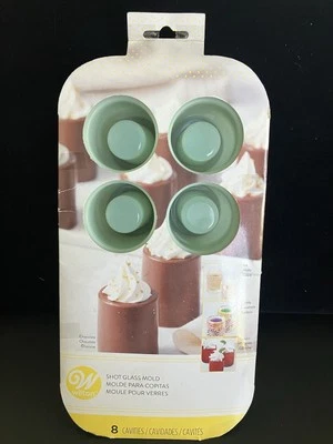 Molde de vidrio de 8 cavidades de silicona Wilton - ¡Sé creativo con bebidas y postres!! Foto 1 de 4