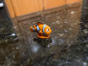 Disney Collector Packs Parque Serie 6 Mini Figura 1" NEMO FIND NEMO DORY - Imagen 1 de 3