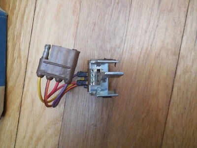 Interruptor desempañador ventana trasera Lincoln Continental 1970 1971 nuevo de lote nuevo D0VY-18578-C Foto 1 de 4