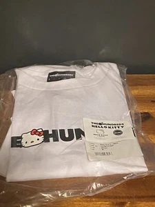 Camiseta The Hundreds x Hello Kitty Kitty Bar Talla M - Imagen 1 de 5