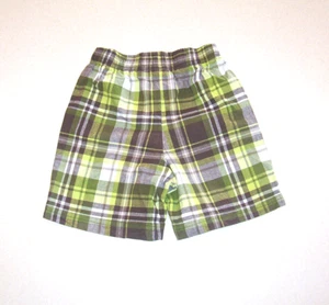 Pantalones cortos de algodón a cuadros verde, marrón y blanco Carter's para bebé niño 24 meses - Imagen 1 de 2