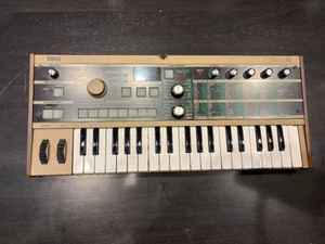 Korg MICROKORG 37 Keys Analog Modeling Synthesizer Shipping from JP - Picture 1 of 15