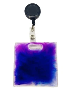 Quadratischer Abzeichenhalter einziehbare Rolle Handarbeit Harz Geschenke für sie Weihnachten süß - Bild 1 von 11