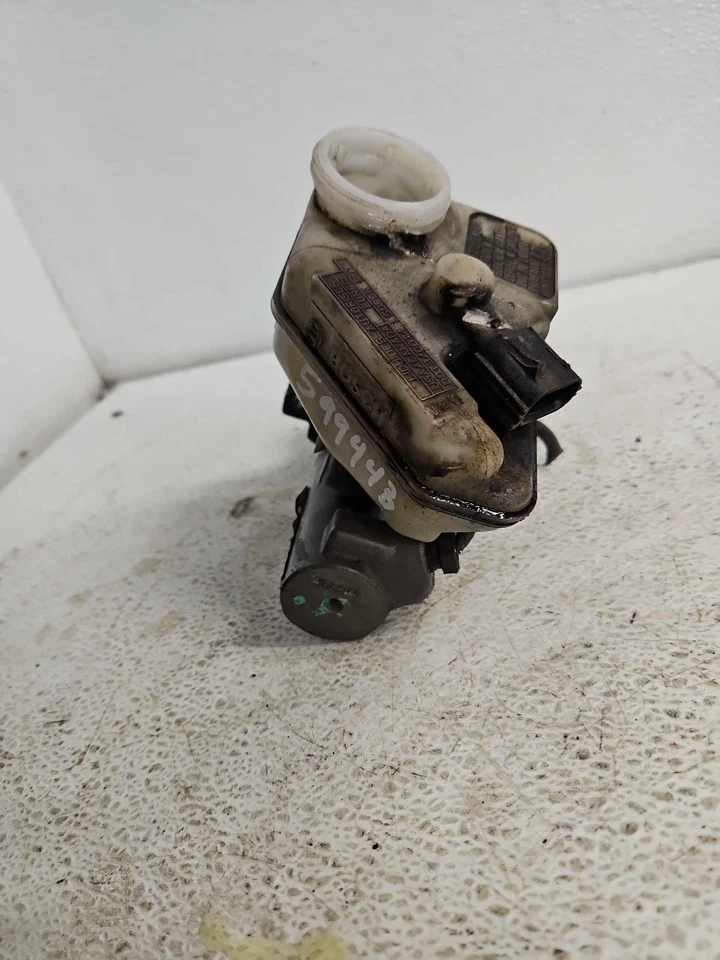 Cilindro maestro de freno Jaguar X-Type 2002-2006 OEM Foto 1 de 4