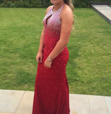 Red Prom  Dress. Size 6 - Image 1 of 4