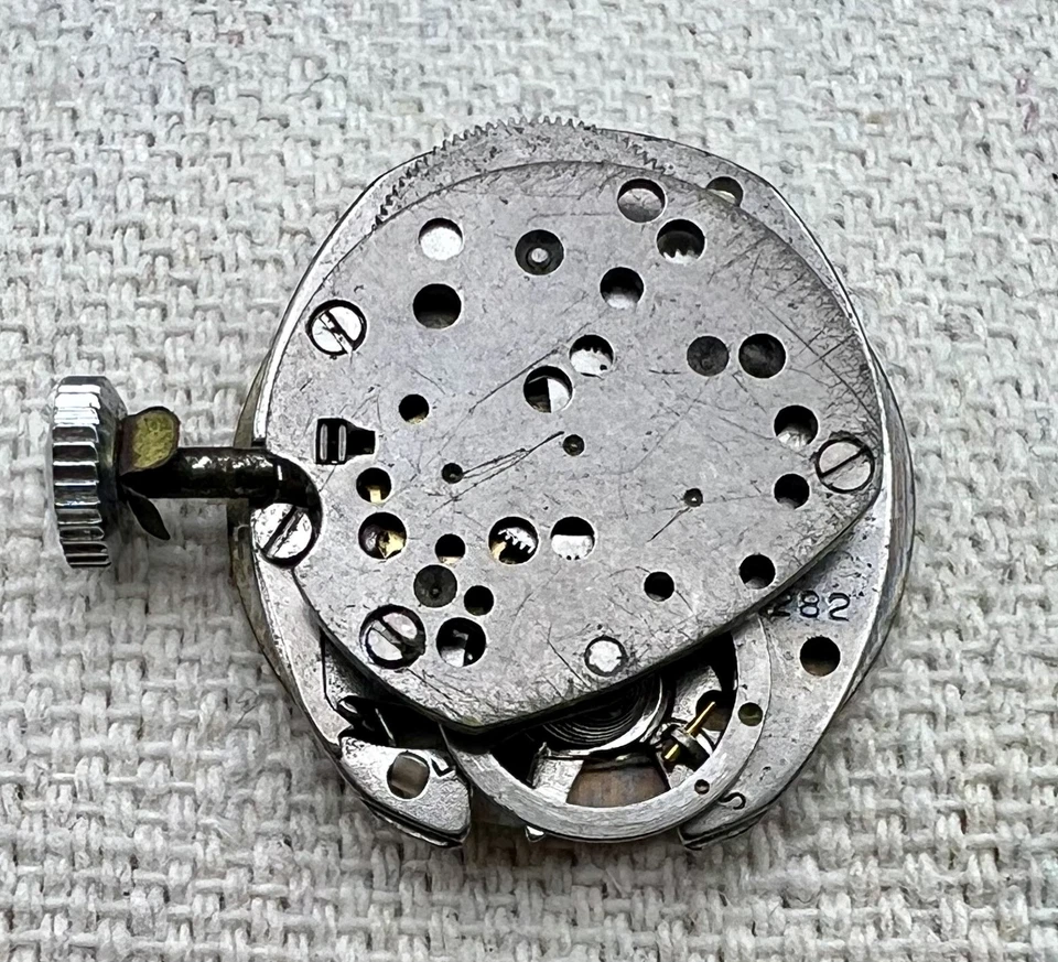 VINTAGE TIMEX #282 WATCH MOVEMENT Dial Hands for Watchmaker Parts #Z39 - Image 1 of 4